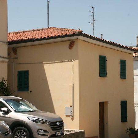 Ferienwohnung Borgo Antico Montemarciano Exterior foto